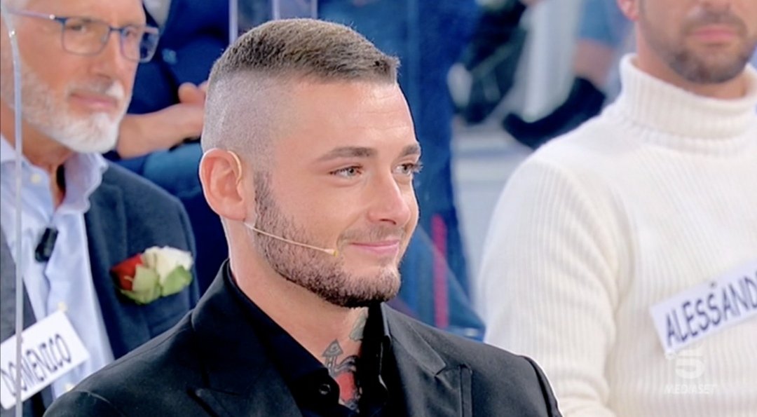 jdbmyeverythjng's tweet photo. e con l'ingresso di Sophie vorrei fare un tweet d'apprezzamento per il suo ex Matteo, uno dei corteggiatori più belli e puri ❤️ #GFVip https://t.co/c03Aa9IhjD