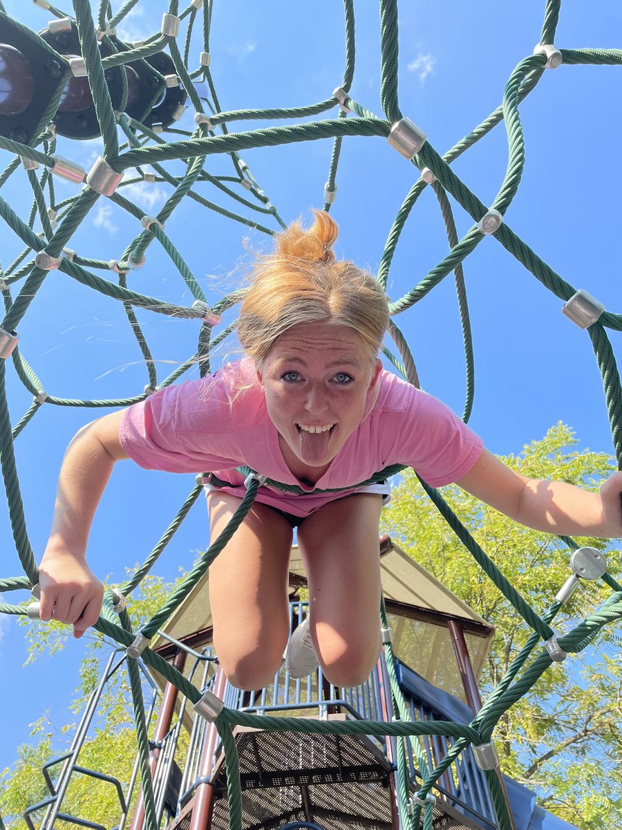 Abby_s28's tweet photo. playground photo shoot #2 with PGarry @FZEVolleyball @PeightonGarris1 @ellaros41134347 https://t.co/82HQZlsd2K