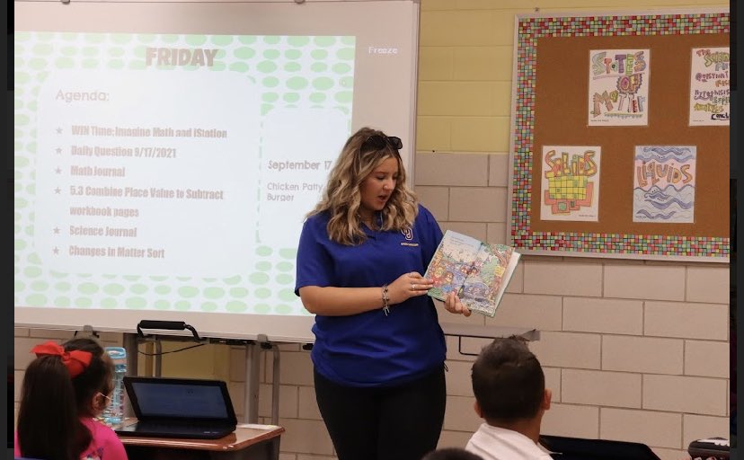 It’s Football Friday and our athletes, trainers and cheerleaders were out reading to our little owls! Even Boo and Mike showed up! 💙💛🦉🏈📣📚