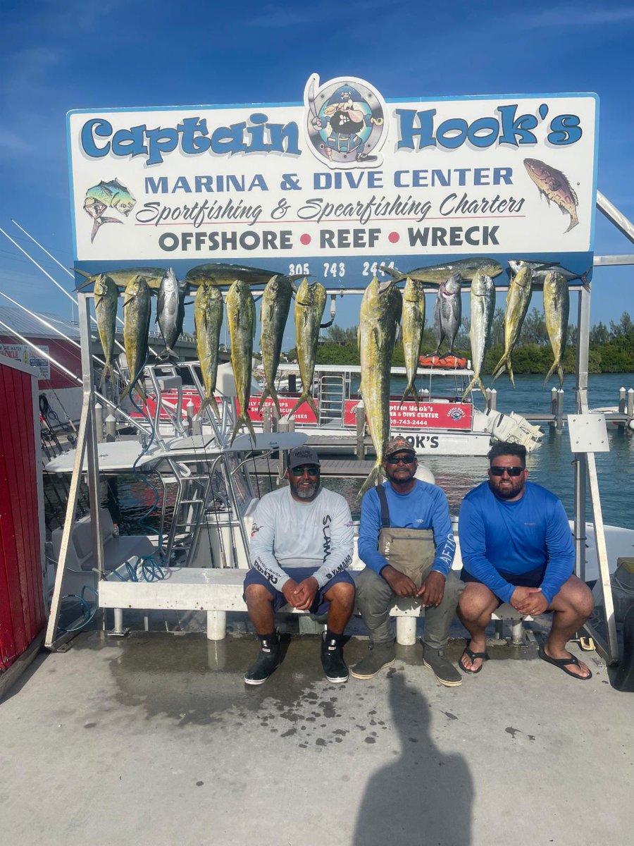 capthook's tweet photo. The fishing has been solid lately.  With Uncle Dan and Jordan cleaning up on the dolphin and here we have some nice fish from Capt. Pablo and his anglers.  Come on down to the Keys and Capt. Hook's to join in on the fun. https://t.co/oeu5gdsZrs