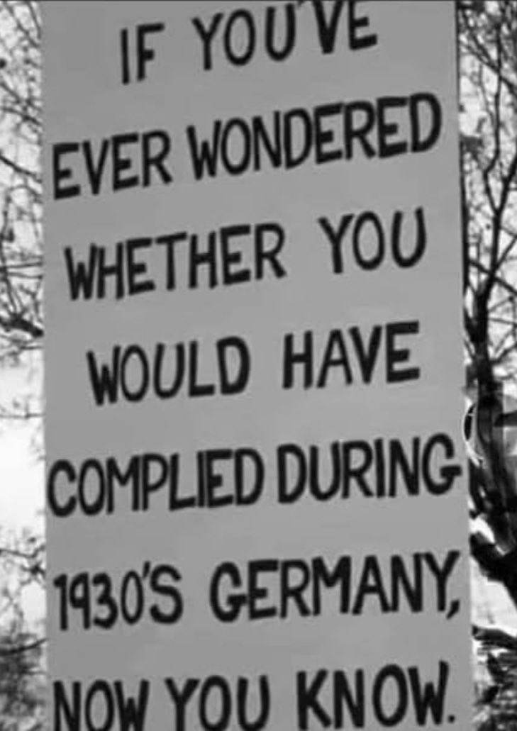 Foxx2227's tweet photo. #genocide #clotshot #DoNotComply https://t.co/TefQ2GLoX5