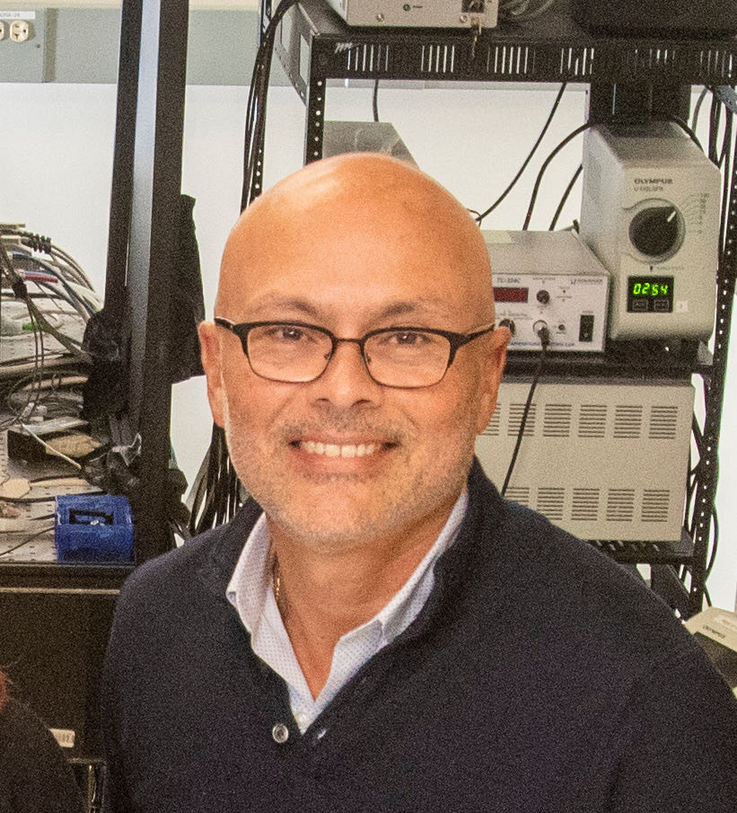 ucd_physiology's tweet photo. Commemorating #HispanicHeritageMonth2021, our #FeatureFriday series begins! We are delighted to feature our Department Chair and Professor, Dr. Luis Fernando Santana (@lfsantana68). #RepresentationMatters https://t.co/VIzclou4qZ