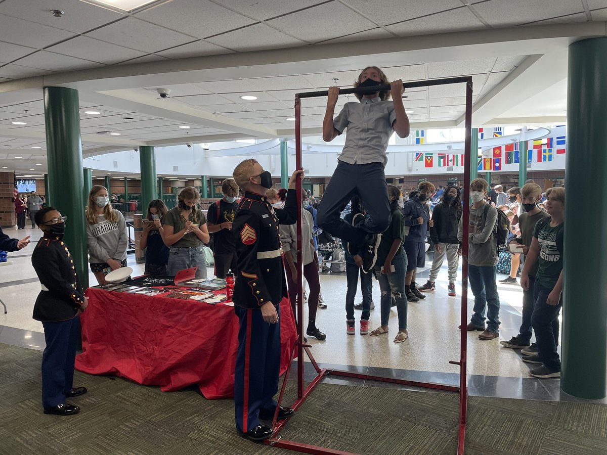 Mr_Burden_TA's tweet image. Day 9: The marines came and while informing students about a potential future pathway, they also put some students to a fitness test. #AlwaysLakeOrion #NoEasyButton #AdminChallenge #180DaysOfLearning