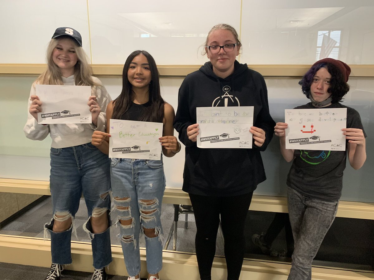 Verrado_AVID's tweet image. Our AVID 9 students came to us ready to start a new year and bounce back from the educational disruptions of COVID. They are already #collegebound and #careerbound #WhyApply @American_CAC @AVID4College @1verrado