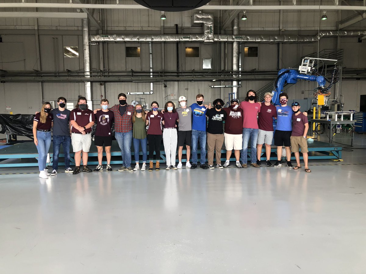 Today we visited the Advanced Composite Institute which is a part of MSU's Raspet Flight Research Laboratory. They showed us their facility which included multiple operating rooms and really cool equipment! We're alwsys excited to attend a field trip as a club! 🤠#SpaceCowboys