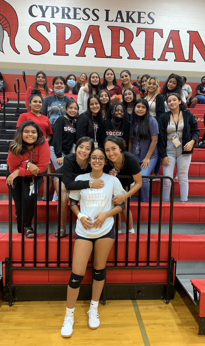 Supporting our varsity soccer player at her varsity volleyball game! Let’s go, Kimberly Sanabria! Your teammates ❤️ you! @CFISDCyLakes @CyLakesABC @CyLakesVball