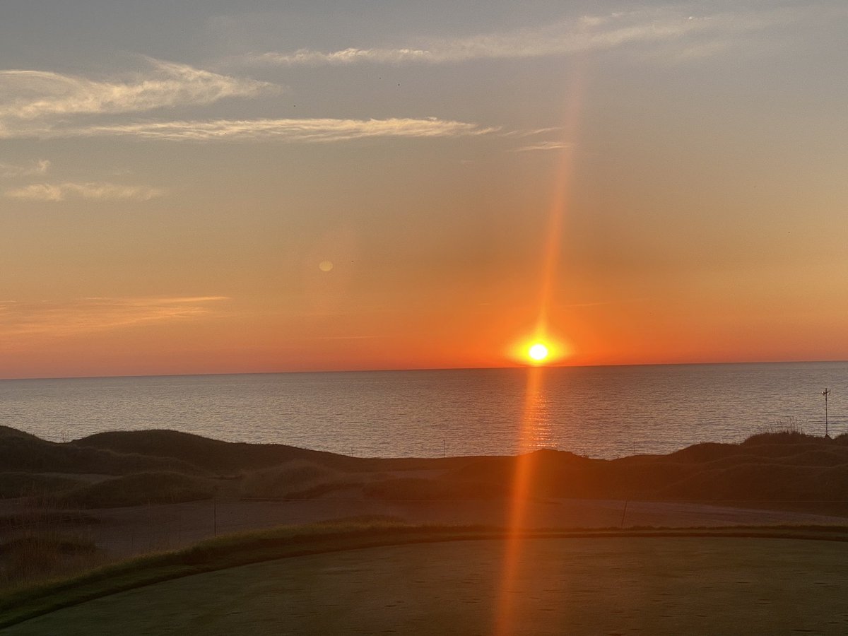 DSIGolf's tweet photo. Just another day at the office, but this place is a little special, come on europe  #RyderCup https://t.co/EbDvtha96h