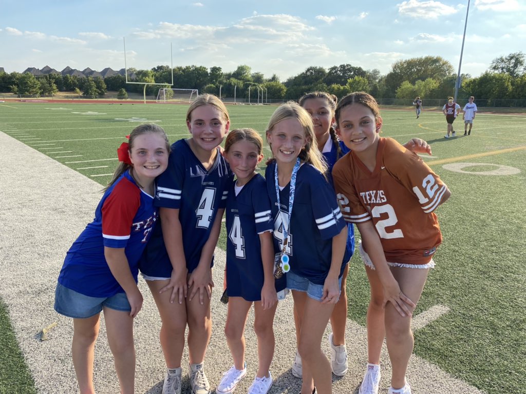 HeritageBroncos's tweet photo. JEANS AND JERSEYS is the place to be… https://t.co/740VT0jGYC