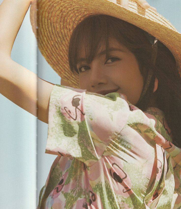 lalisahourIy's tweet photo. hawaii
#리사 #LISA https://t.co/3XJ6oZaChC