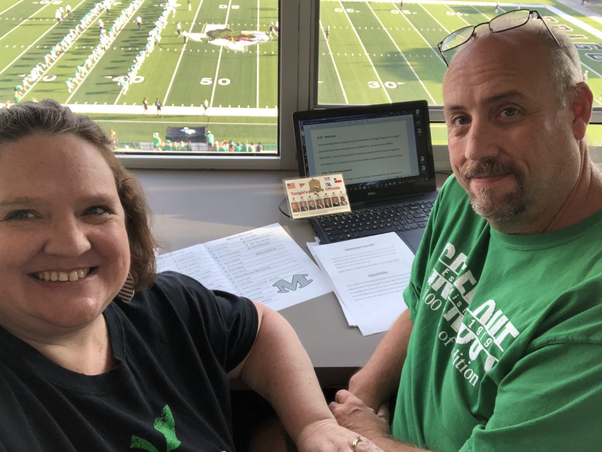 KGoodmanCHS's tweet image. We are ready on the booth! Go Dragons #HomeOpener #FridayNightLights