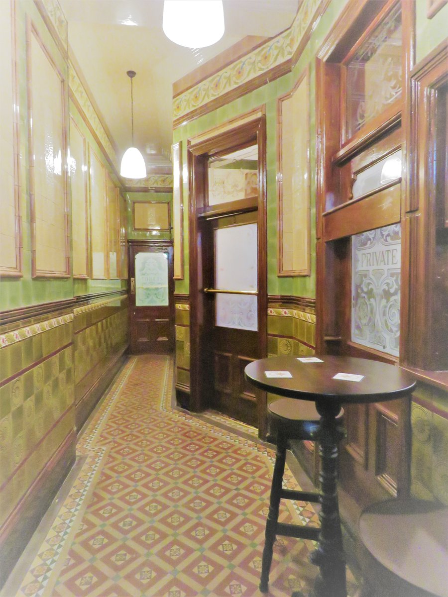 Paula_Artist6's tweet image. Had such a lovely night @WSwanDigbeth saved &amp;amp; reopen under new management the owners of @WoodmanBrum @TheBullBrum must visit now open 
@ProtectPubs @CampaignforPubs @mydigbeth @theirishpost @PositivelyMKH @ichoosemag @BiteYourBrum @ellrbrown @BirminghamWeAre