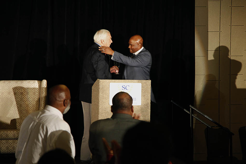 SCFootballHOF's tweet image. We will forever remember Coach/Mayor Bagwell! 🙏 #SCFHOF16 #StanleyMorgan @RecruitEasleyFB @CityofEasleySC