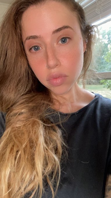 Hi 👋🏼 https://t.co/Tg0qJLtLkQ<a href="/tag/nature"class="tags"><span>#nature</span></a><a href="/tag/girls"class="tags"><span>#girls</span></a><a href="/tag/suicidegirls"class="tags"><span>#suicidegirls</span></a><a href="/tag/sg"class="tags"><span>#sg</span></a><a href="/tag/outdoors"class="tags"><span>#outdoors</span></a><a href="/tag/tattoos"class="tags"><span>#tattoos</span></a>