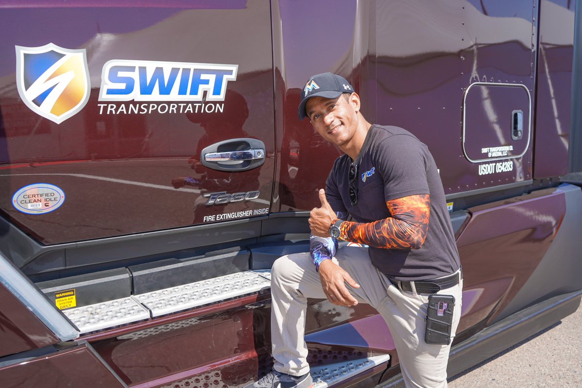 SwiftTransport's tweet image. Meet Jerry and his Mentee Pavel!😊
Jerry&apos;s been driving for 54 YEARS. He loves mentoring and passing along knowledge. Pavel appreciates that knowledge since he&apos;s been driving for only a few months. Whether it&apos;s a month or 54 years, we&apos;re thankful for Drivers! #SwiftDAW #NTDAW2021