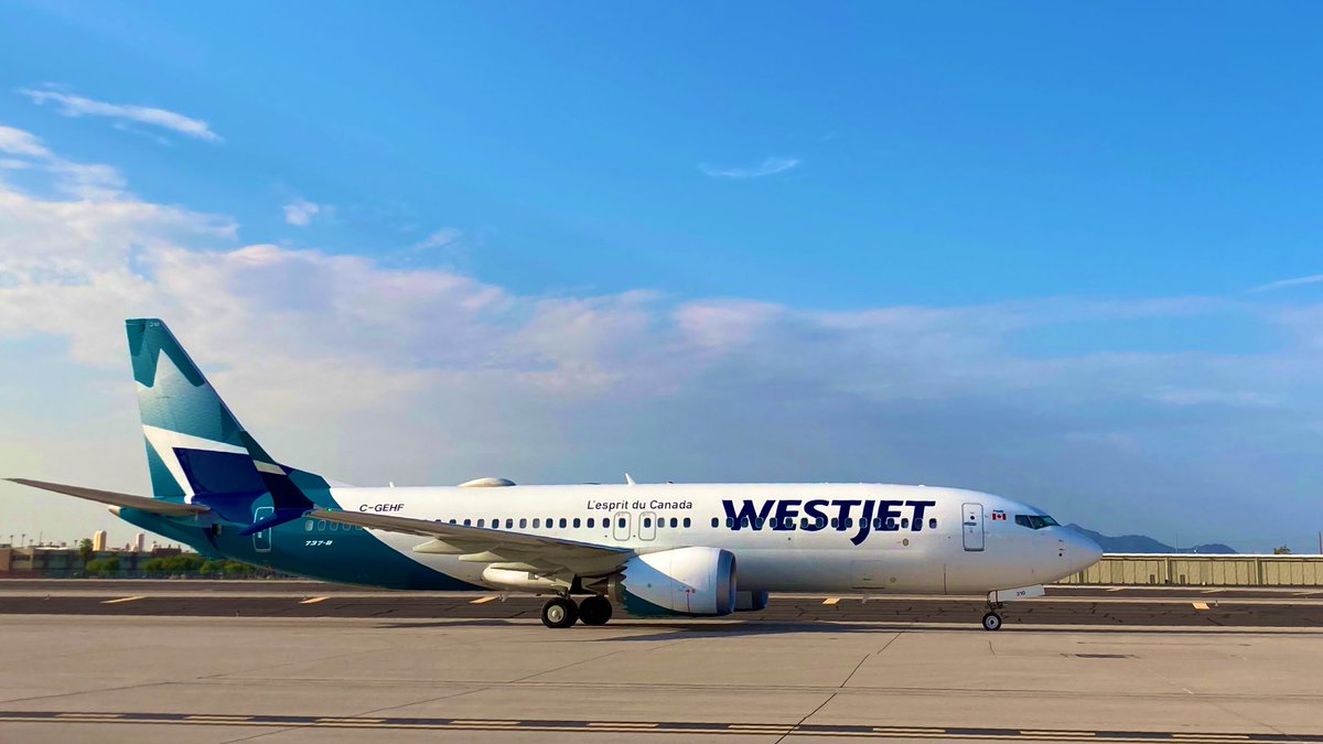 rafi602's tweet photo. Lโesprit du Canada running tardy, taxiing like a WN pilot. #fasttaxi #givewaytosouthwest #cowboysofthesky #calgarystampede https://t.co/TV8i7dDtly