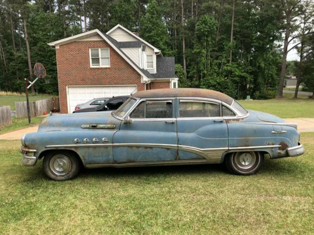 JunkyardAutos's tweet photo. 1950 Buick Road master... and it runs! #craigslist #classiccar #classiccars #junkyardcars #junkyardfind #restoration #buick #buickroadmaster #barnfind https://t.co/4DpEPBmoyl