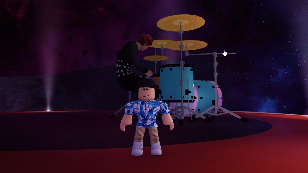 FinnDevRBLX's tweet image. Just finished watching the @twentyonepilots @Roblox concert. 👏🏽🎸
They put so much hard work and effort into making this for us. 💗
#Roblox #RobloxConcert
