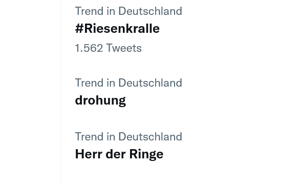 Daniel67786787's tweet photo. BREAKING NEWS
#SchleFaZ erfolgreicher als #HerrDerRinge
#Riesenkralle droht Herr der Ringe vom Thron zu stoßen,ist schon jetzt ein Riesenerfolg😂 https://t.co/nyYr0ssr32