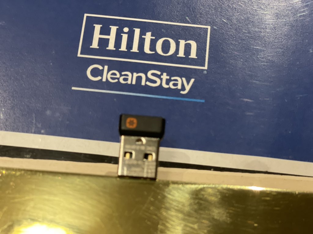 heathriel's tweet image. Hey #kcdc2021 @kc_dc — anyone lose their dongle?