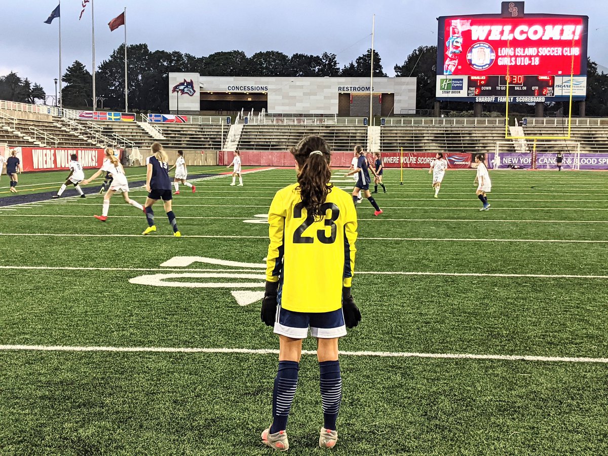What an amazing night and experience for our young players! Starters walk out, half time scrimmage and post game autographs! Oh and 7 goals!

Thank you <a href="/StonyBrookWSOC/">Stony Brook Women’s Soccer</a> for being amazing hosts and <a href="/CornellWSoccer/">Cornell W. Soccer</a> it was an amazing overtime contest!

<a href="/NCAASoccer/">NCAA Soccer</a> <a href="/NcaaWSoccer/">NCAA Women's Soccer</a>