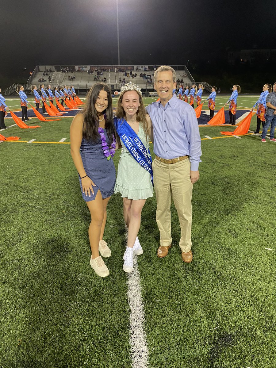 HC Queen Ainsley Veatch!!!  Congrats