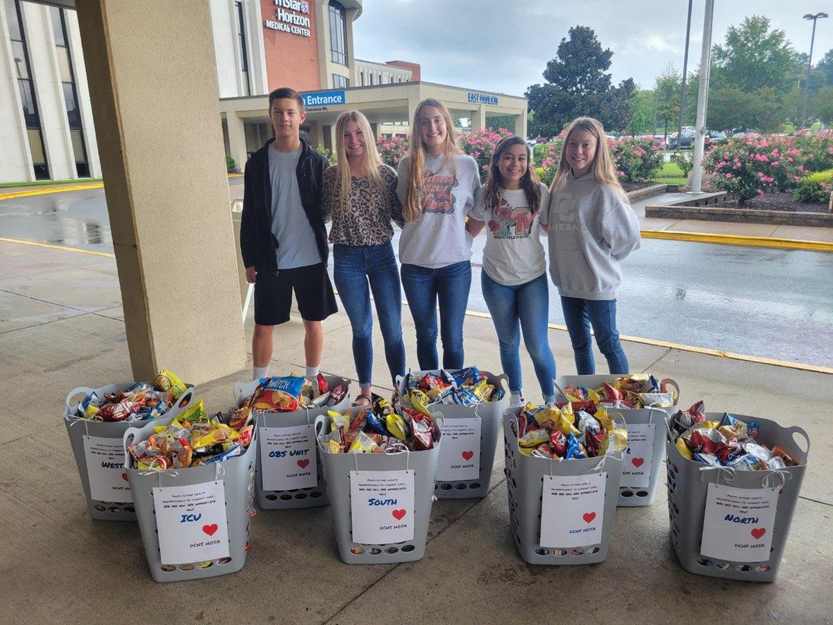 ALLIN4DCHOSA's tweet photo. HOSA would like to recognize the frontline workers that have worked so hard for our community. Thank you for everything that you do for us! We would also like to thank some of the businesses around town that helped us. https://t.co/T3WbfvIbC4