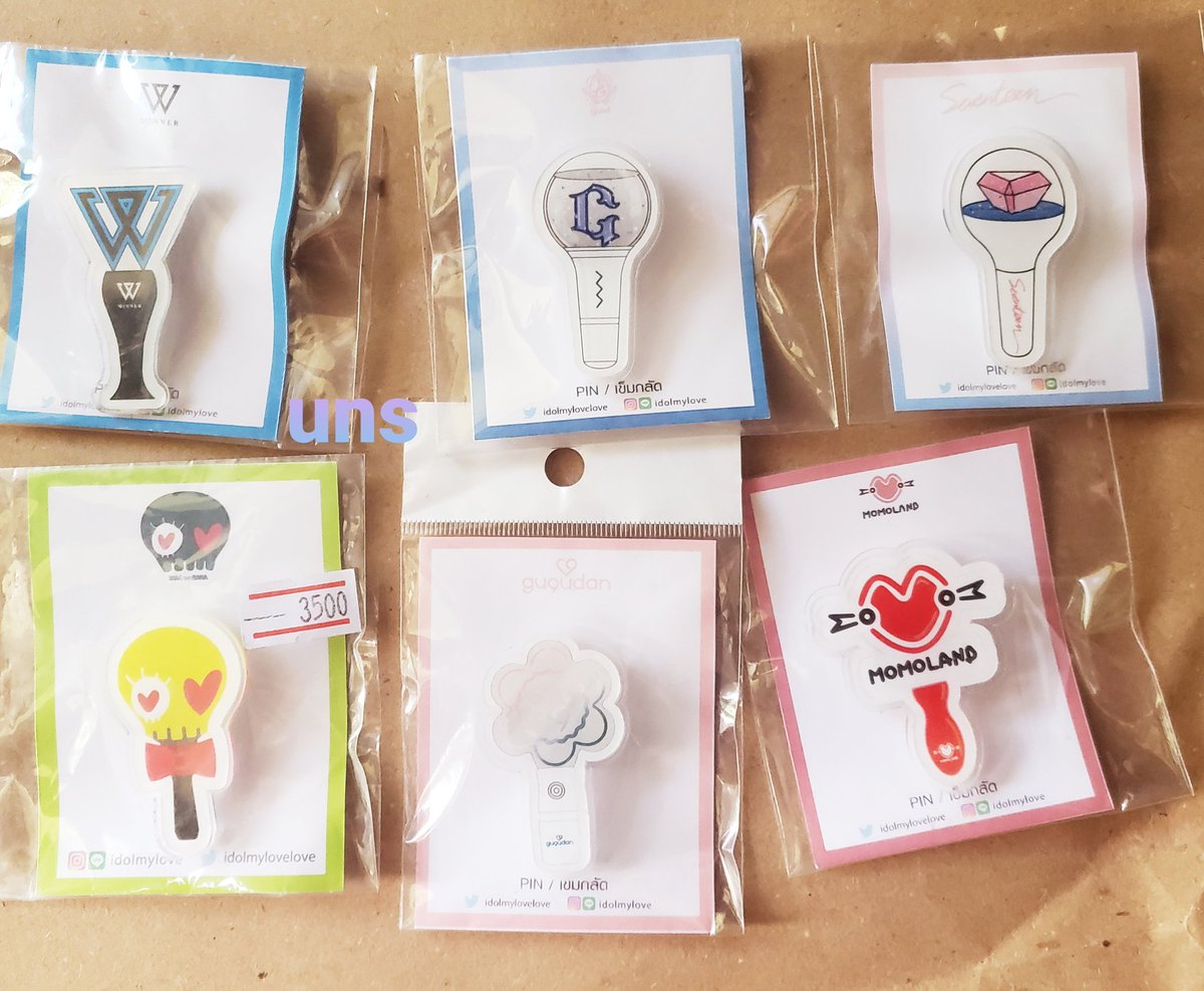 unicornstar2015's tweet photo. 💟 pin 💫 
1 pc: 3000ks 

#unicornstar 
#kpop https://t.co/Bq3IMSafpj