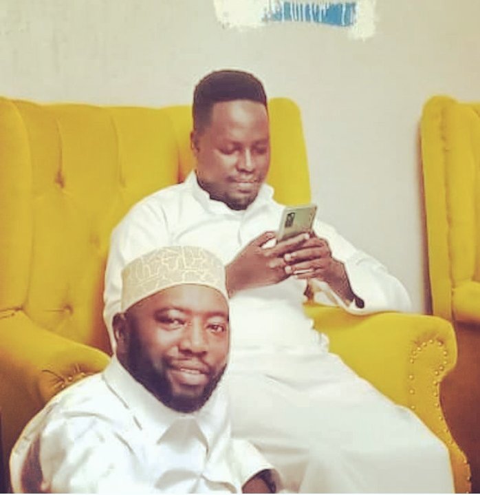 suleimannnnnnn's tweet photo. Easy nikah Saturday baaadaye #jabaration https://t.co/kjxMzJj9SL