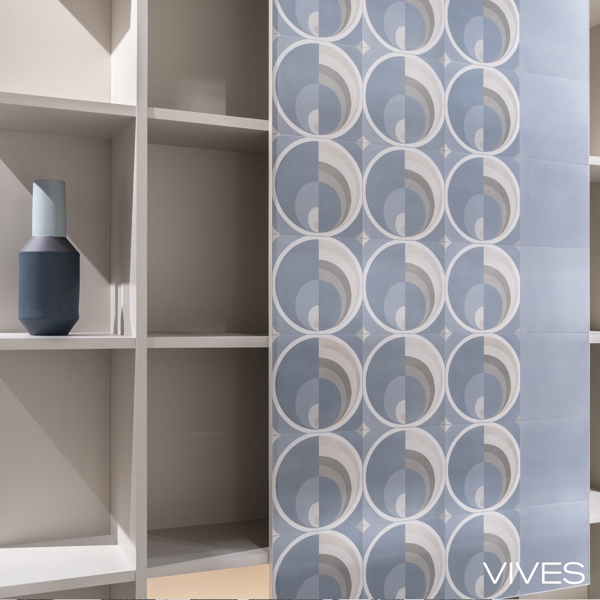 VIVESCeramica's tweet photo. Apostamos por la creatividad y la fuerza del diseño para transformar los espacios. Apostamos por la colección #PopTile de #Vives: https://t.co/pu5XJUxYVd https://t.co/mR1qSbwvgL