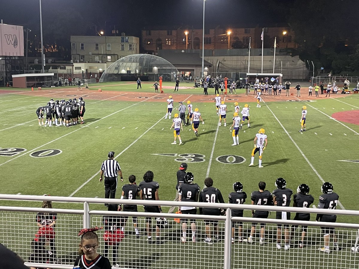 PerryWhs's tweet image. @WeehawkenTSD fantastic time at #FridayNightLights. Classic HS eve celebrating #Wee school spirit. @Coach_Campi @Math_With_MissB @RPGorman17 players, cheerleaders &amp;amp; musicians all did wonderful #WeeWork @RobFerullo4 @DeStefanoEDU @WHSAthletics53 @EricCrespoEDU @AdParkin78