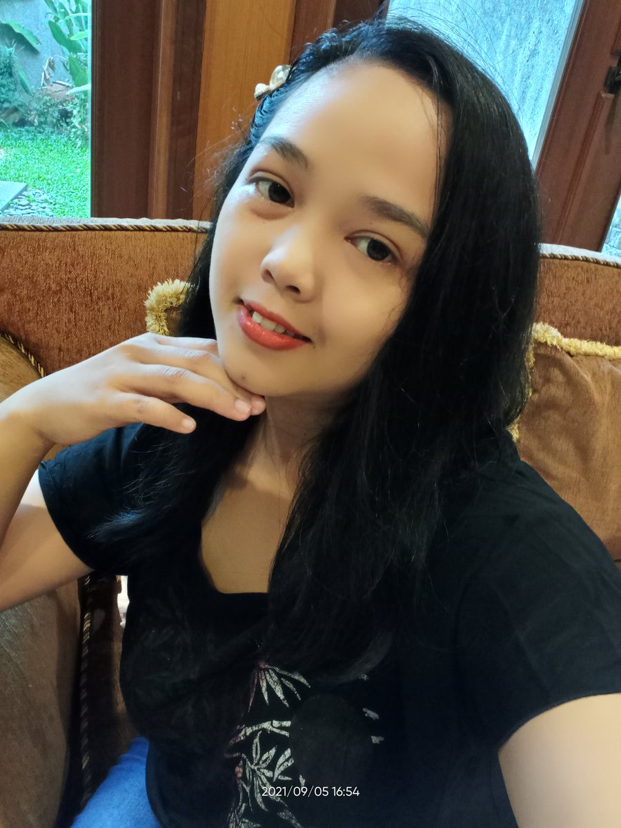 RatnaSa34822425's tweet photo. Gapapa gak Cantik,,,yg penting bisa cari duit😎
Tetap selalu Bersyukur🥰 https://t.co/nOdaXdSv4a