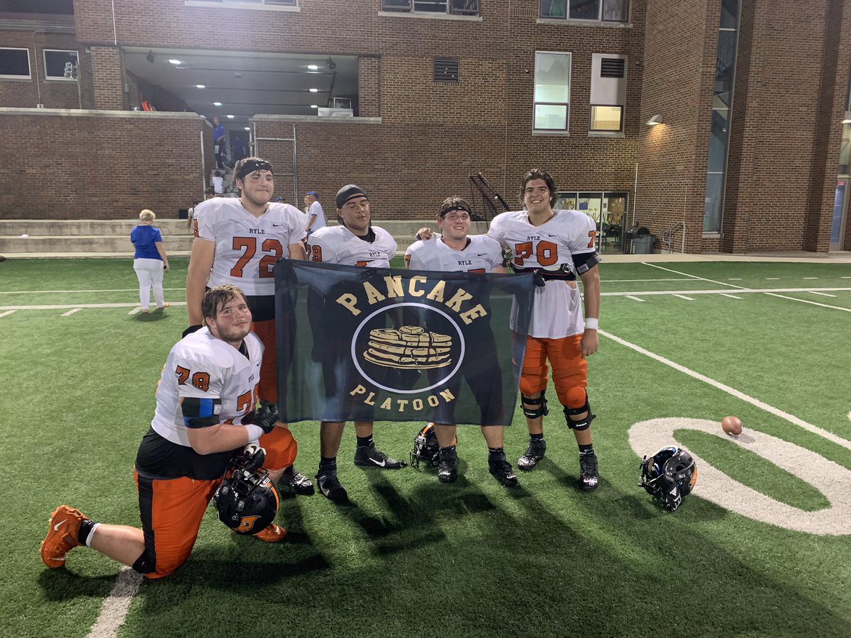 CoachLex's tweet photo. Proud of these guys. Great win! #PancakeCity #BTS https://t.co/1T0l1v1t0o