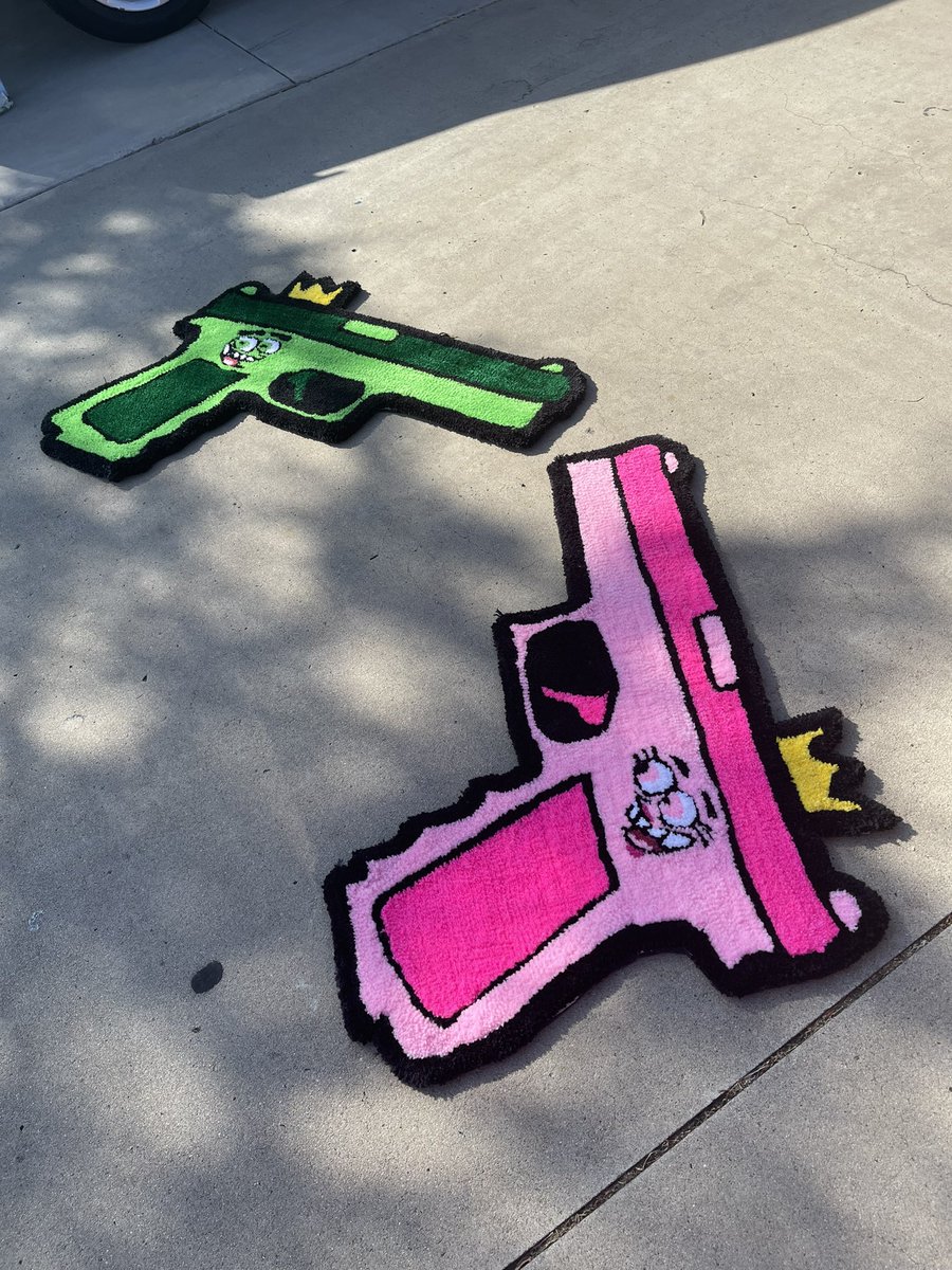 wRugRatz's tweet photo. Cosmo ! Wanda ! I wish you can make all the bullies go away ! 🧞‍♂️🧞‍♀️ #rugs #tufting #aesthetic https://t.co/fuDJxEQwUC