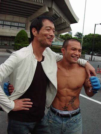 TRAVELINGBUS830's tweet image. 『矢沢永吉 &amp;amp; 山本&quot;KID&quot;徳郁』

#RIP #命日
#山本kid徳郁