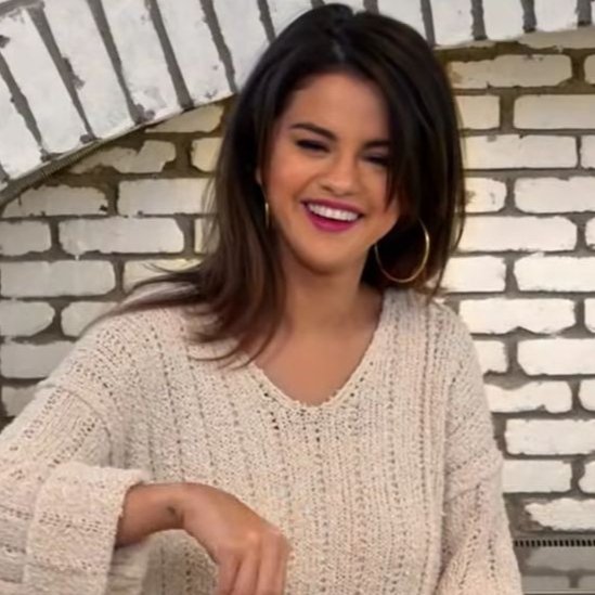 sgloveplace's tweet photo. @hrrghost hello cris, i hope you're fine, remember that selena loves you, so have a great week and keep safe luv <3 https://t.co/oXyZAFoiJp