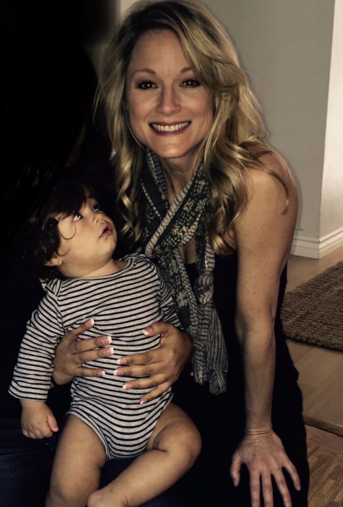 SAdamsFoster's tweet image. Here’s a throwback to a cute picture of Noah and I that @doclenaadams took. Not sure what his reaction was, but that makes it so much better.