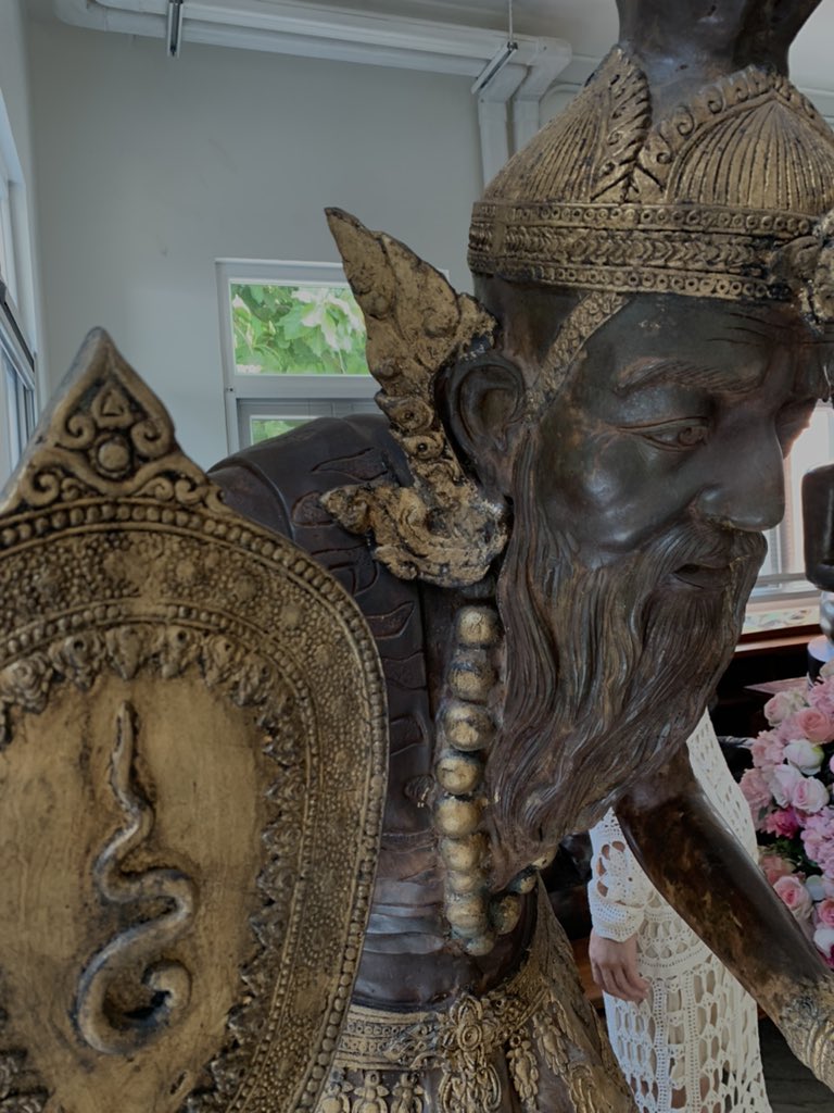itsswannft's tweet photo. Today was visited temple here I brought picture for you guys https://t.co/kConArNlFk