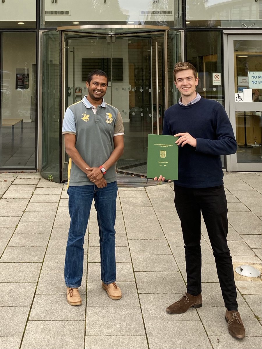 Tom’s fantastic PhD thesis in this beautiful green color 😍. Contains all his nano-fabrication wizardry for the nanowire spectrometer paper in Science. Thesis approved in 2019 and finally the hard bound copy is here.