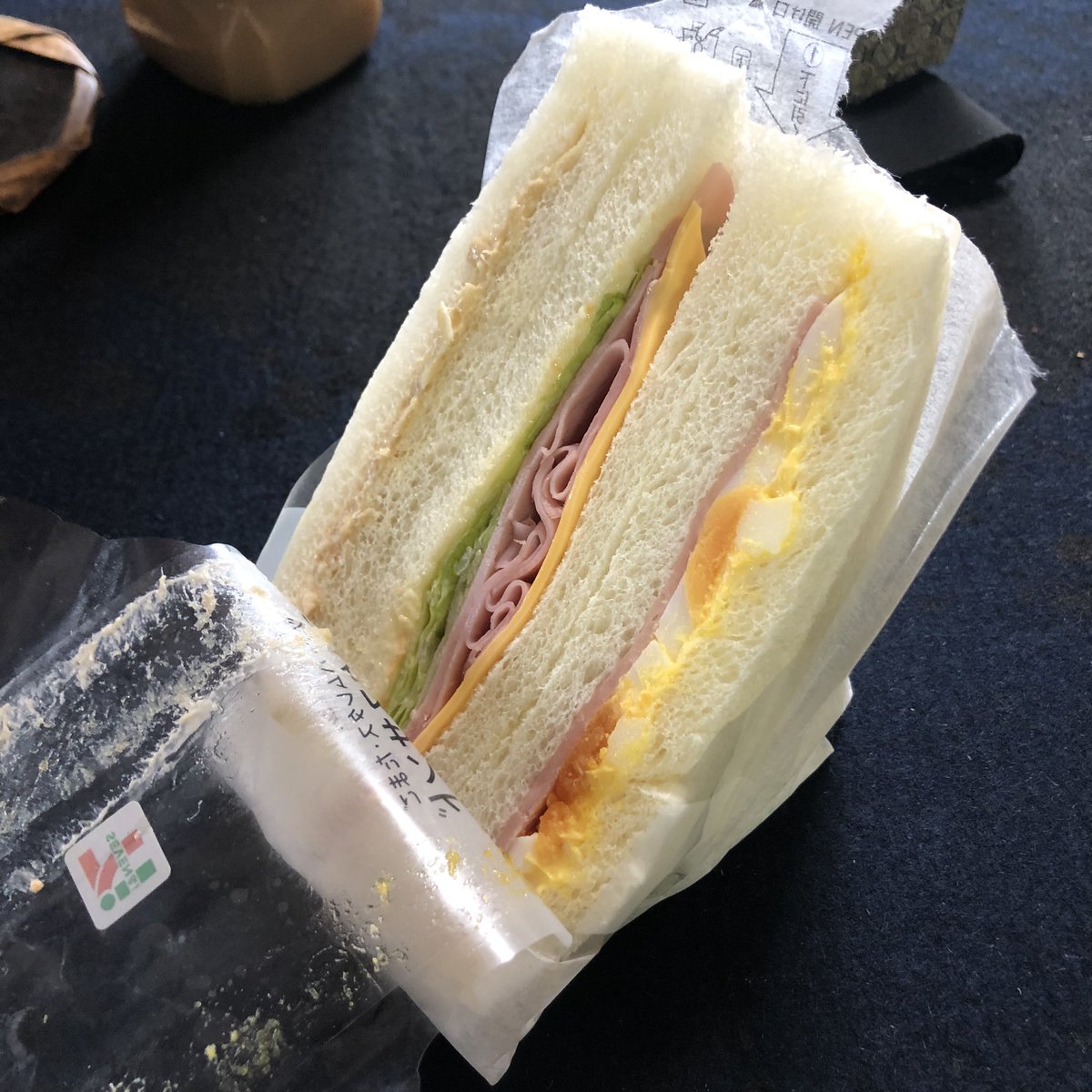 追記あり 検証動画 セブンイレブンさん サンドイッチのパッケージ元に戻してください Togetter