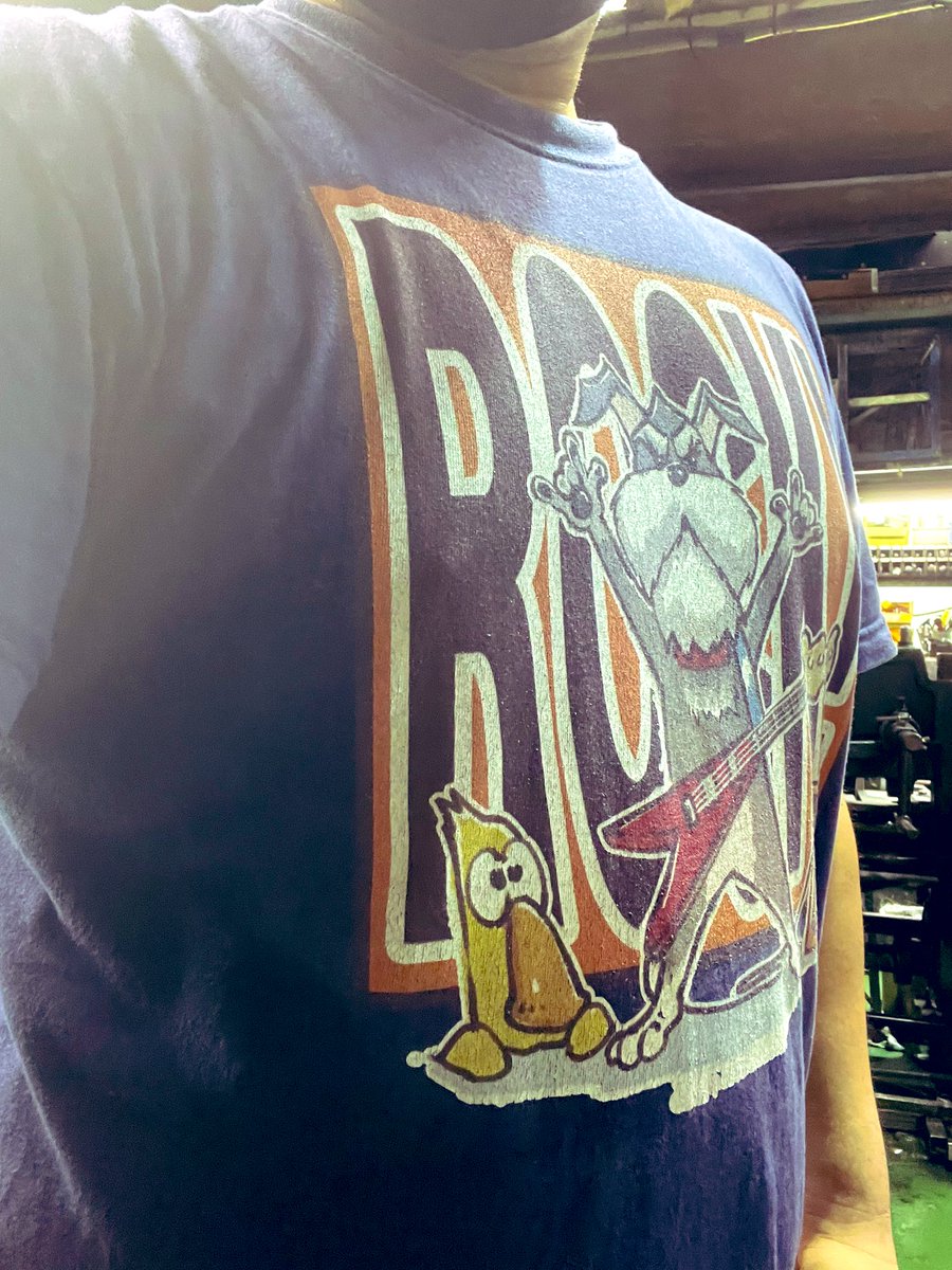 Rishi 古来より犬 戌 は魔除けの効果あるとかないとか 身につけて悪い事が少ない1日ならそういう事にしておこう 今日からコレが定説でいいんじゃないか