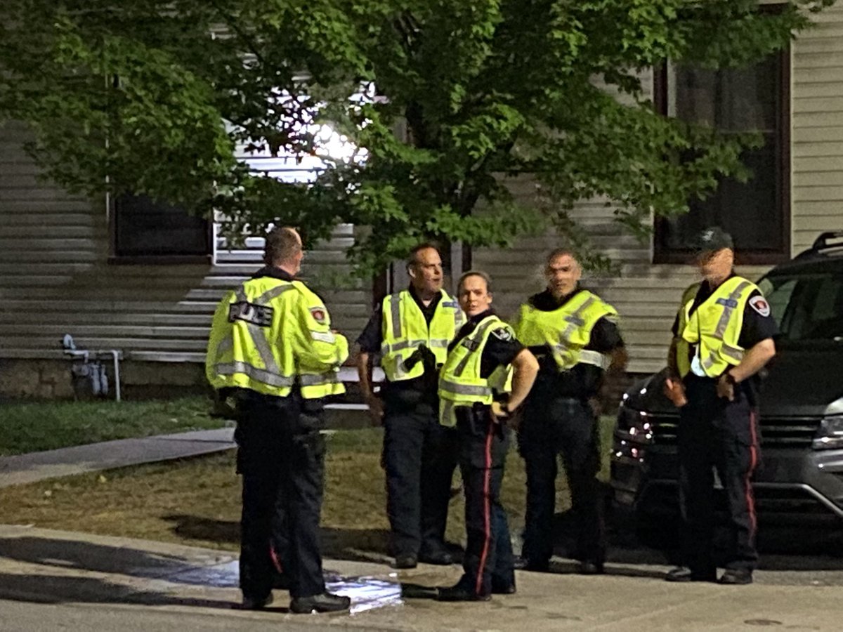 kingstonist's tweet image. Kingston Police and Kingston Bylaw out in heavy numbers in the University District tonight. Residents of one property at the corner of University and Earl hosting a large party just received twelve aggravated nuisance party tickets, for a total of $24,000. #ygk