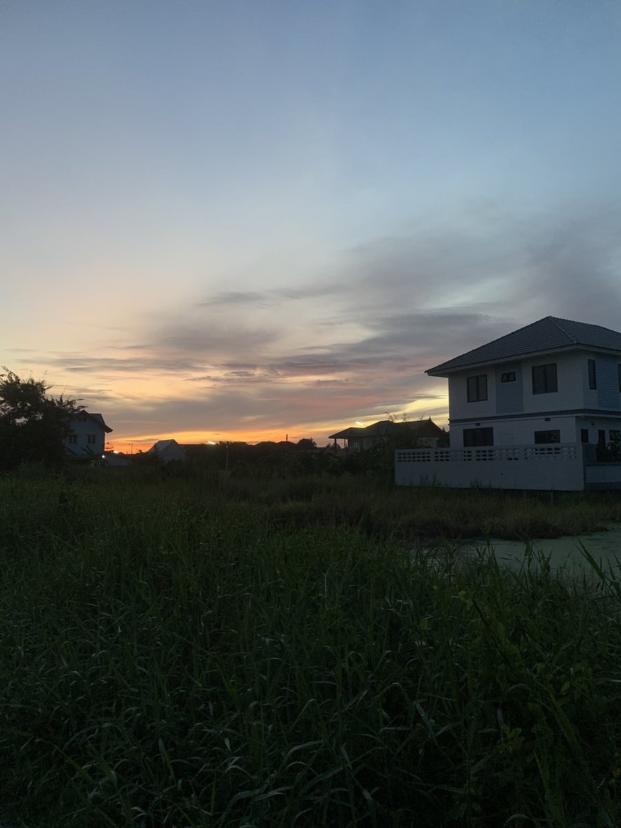 diary_ling's tweet photo. sunset #sky https://t.co/KUU2txUyFT