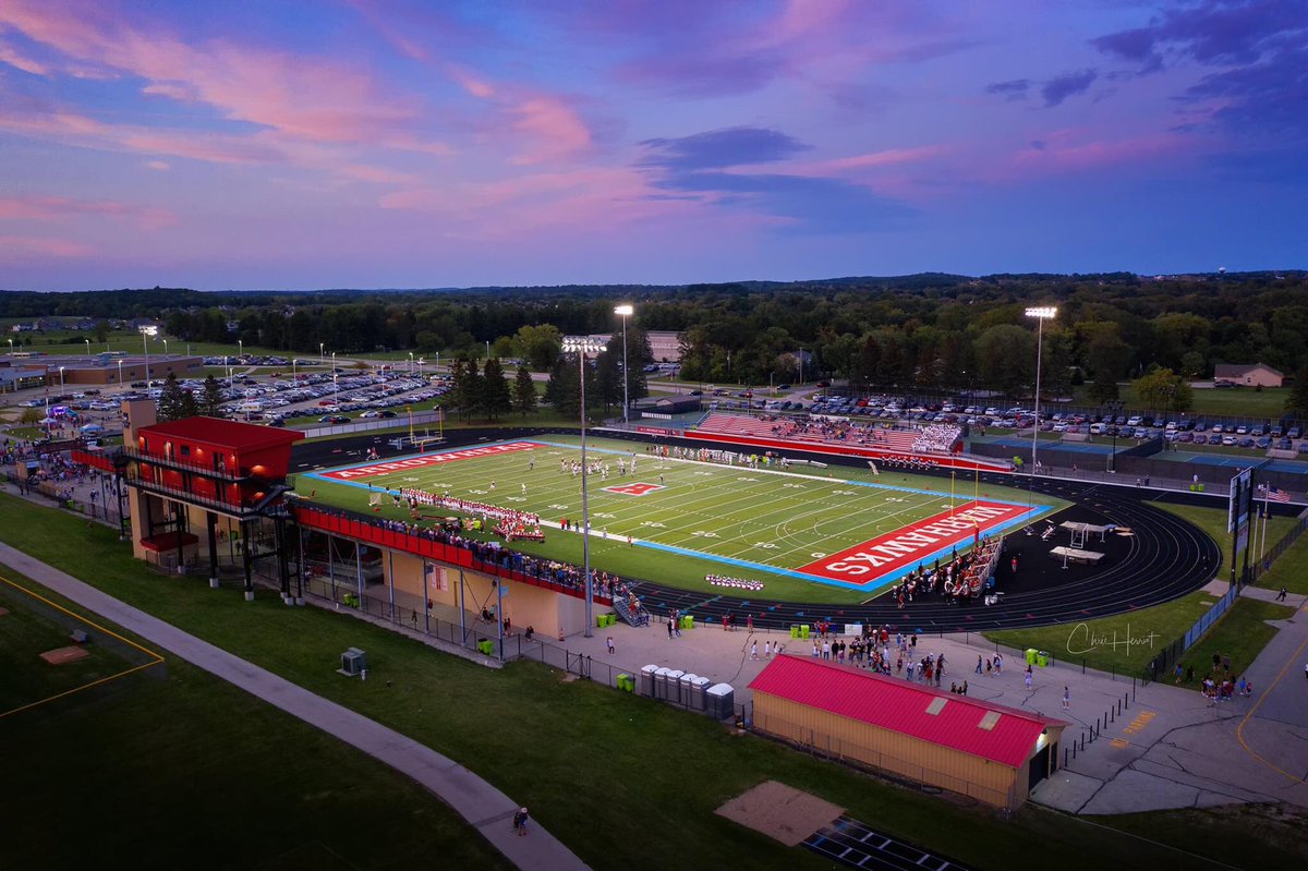 CoachHerriot's tweet image. Thank you @CoachHarris28 for letting me skip kickoff to feed my picture taking addiction 😂