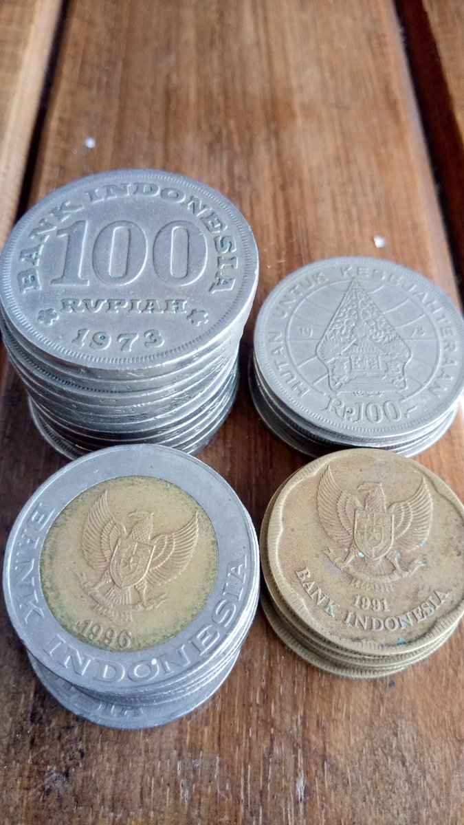 Uang buat jajan nanti...