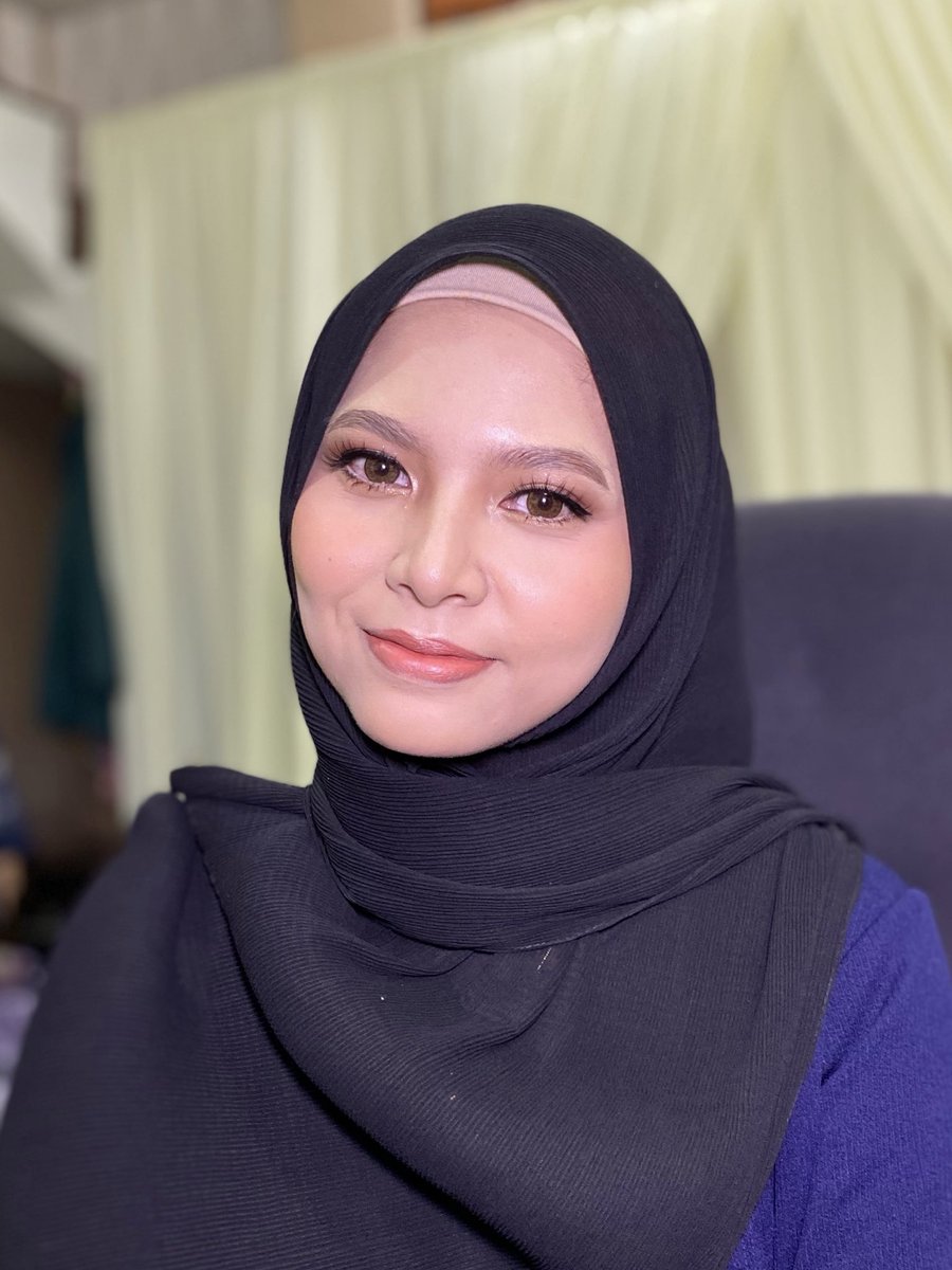 atendoesmakeup's tweet photo. Beautiful Farah for her eday! ππ
She said she found my service on twitter ...which is a rare occasion actly hihi but im glad tht ppl can still find it here ππ»ββοΈβΊοΈ
.
.
.
#muabangi #muaputrajaya #muakajang #muadengkil #muasepang #makeupnikahbangi #makeupnikahputrajaya https://t.co/EnbkNpoZAI