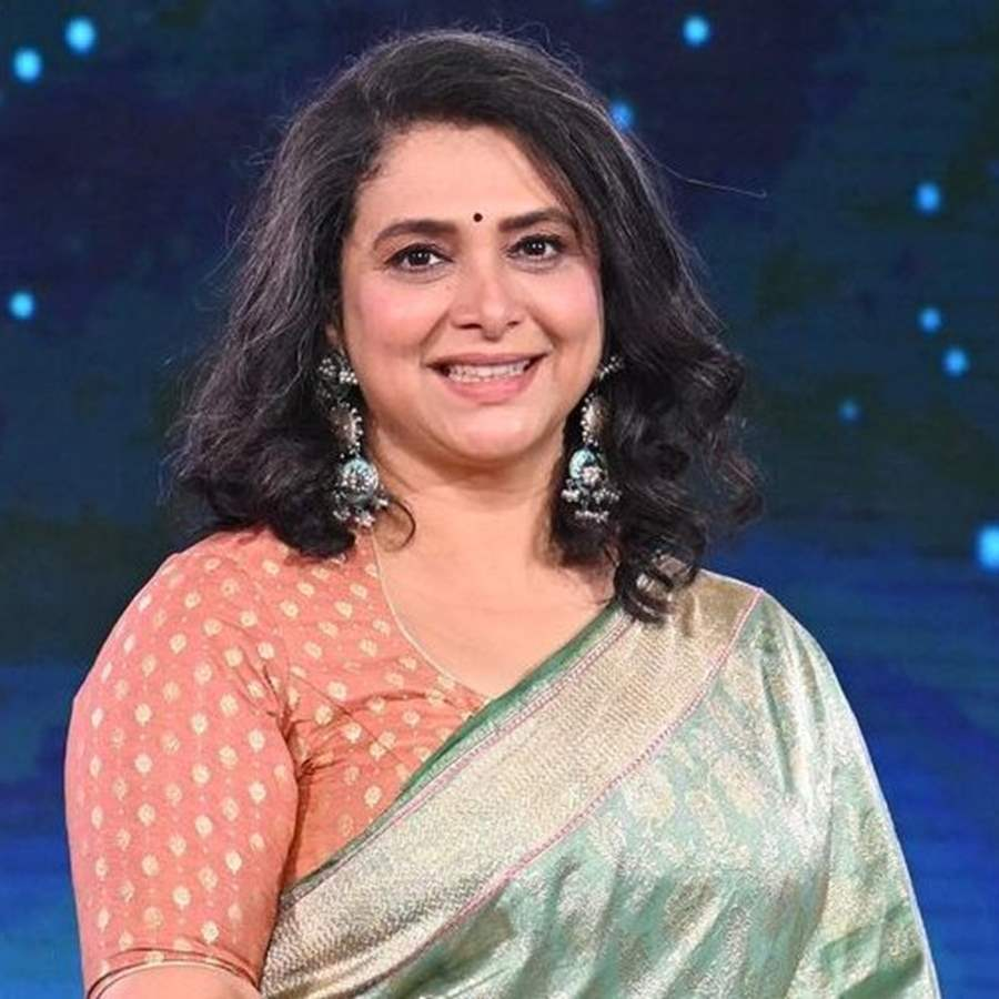 _tellyupdates_'s tweet photo. #TUExclusive

@sspilgaonkar and #SoorajThappar retained for @StarBharat's upcoming show, a 2nd season to #SasuralGendaPhool; @jaysoni25 finalized for the show, decision on @iraginikhanna yet to be made.

#SPG #SasuralGendaPhool2 #SPG2 #StarPlus #StarBharat #TellyUpdates https://t.co/J1Db18o7o3
