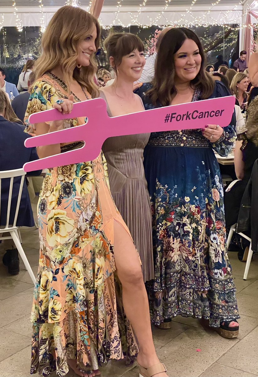 DrSarahBoyle's tweet photo. Last night I had the absolute pleasure and privilege of speaking at the @Adelady00 G-Fresh @TheLongestTable at the beautiful Sunnybrae Estate.
This event raised an outstanding $55k for @CCB_Research through The @hosp_research Foundation!! #ForkCancer #BitetoFight #breastcancer https://t.co/vcU8YIqbEh
