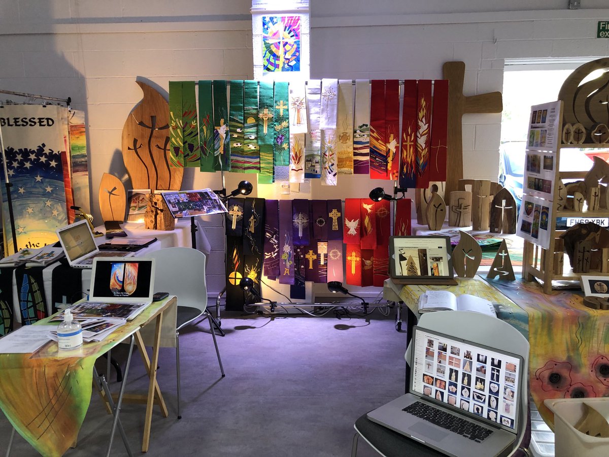 JulietHemingray's tweet image. I can’t believe this day has arrived!! Our first display since Feb. 2020.
It’s great to be out again showing what we create - if you would like something making please em me at jhct@church-textiles.co.uk Follow me on FB     #churchtextiles #stoles #banners #woodencrosses #church