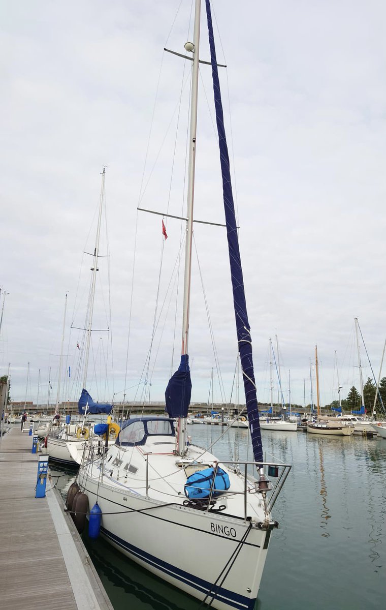 aacrecruiting's tweet photo. Last week our team took a well-earned break to spend a week sailing along the South coast. It was the first time many had taken to the seas. @BritishArmy https://t.co/5qfQg6IFv4