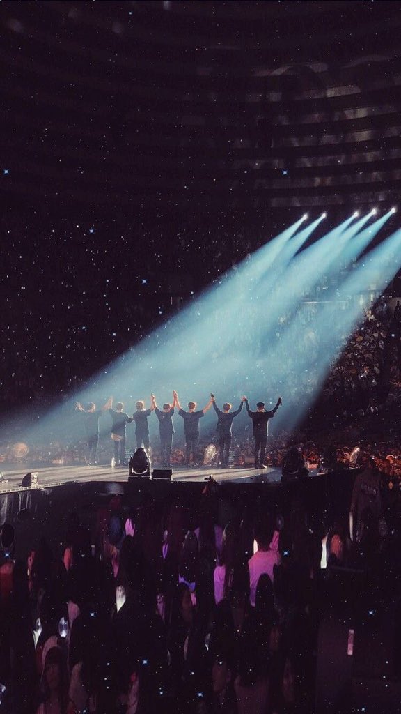 orphicJJK's tweet photo. BTS on stage moments that still blows up my mind — Part 1 👑 https://t.co/f0beHqSq83